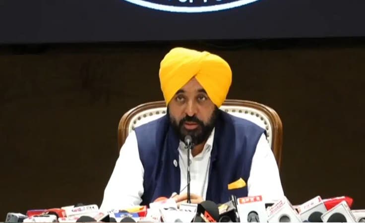 हमारा लक्ष्य मानक शिक्षा के माध्यम से बच्चों को अपने पैरों पर खड़े होने में सक्षम बनाना है: मुख्यमंत्री भगवंत मान