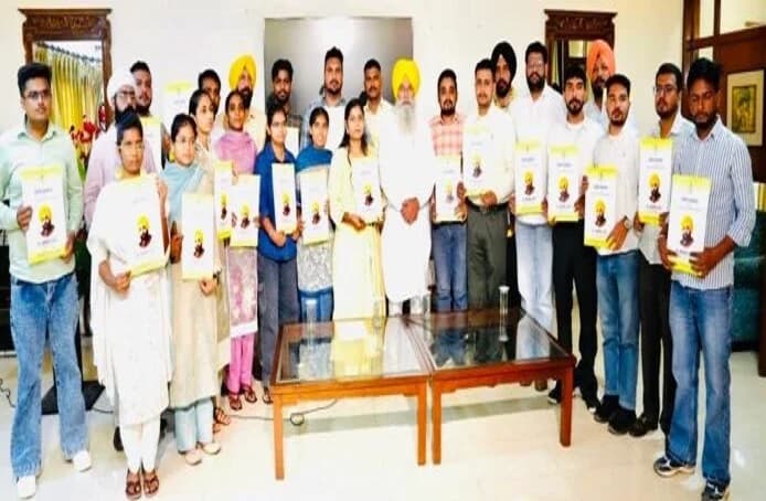पंजाब के डेयरी विकास विभाग में 23 कर्मचारियों को मिली नौकरी, खुड्डियां ने दिए नियुक्ति पत्र