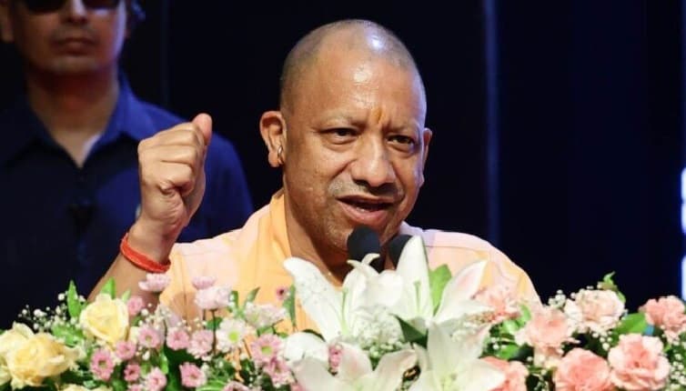 योगी सरकार का बड़ा फैसला: महानवमी पर 19 अक्टूबर को भी रहेगा सार्वजनिक अवकाश