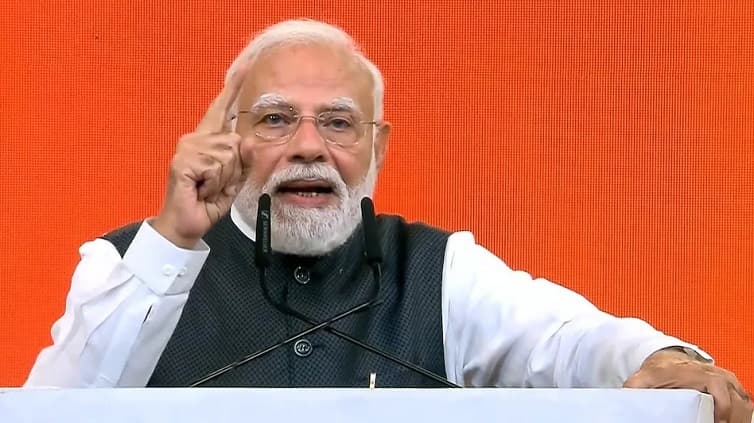 25 वर्ष की सेवा पर प्रधानमंत्री मोदी ने दिया नया नारा- विकसित भारत का संकल्प, वी विल डू इट
