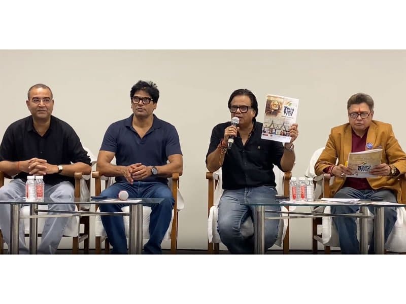 काशी में ‘नमो बुक फेस्ट’ का शुभारंभ, पीएम मोदी पर 500 से अधिक किताबों की लगी प्रदर्शनी