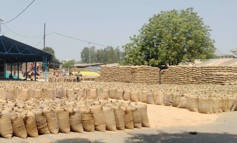 ‘स्वच्छ मंडी-शुभ मंडी अभियान-2026’ से चमकेंगी यूपी की मंडियां, कूड़ा निस्तारण और यातायात व्यवस्था सुधारने पर जोर