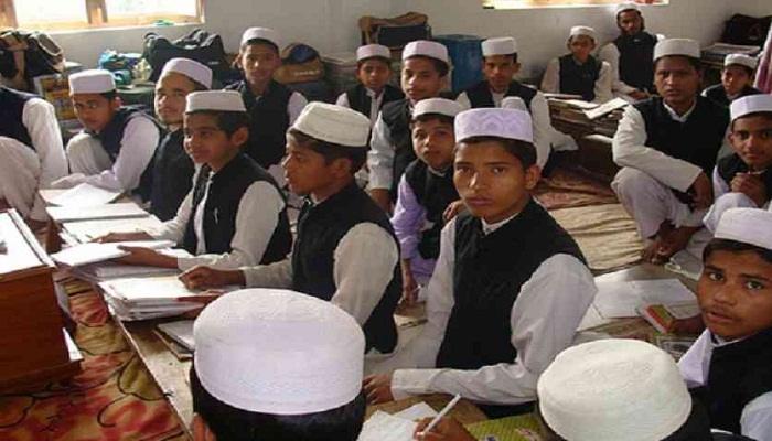 17 लाख मदरसा छात्रों को \’सुप्रीम\’ राहत, यूपी मदरसा एक्ट रद्द करने के आदेश पर कोर्ट ने लगाई रोक