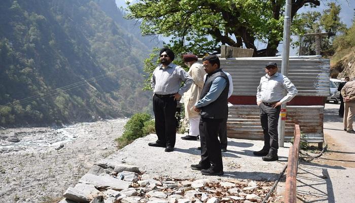एस.एस.सन्धु ने तत्पश्चात हेमकुण्ड साहिब एवं घांघरिया का किया हवाई निरीक्षण