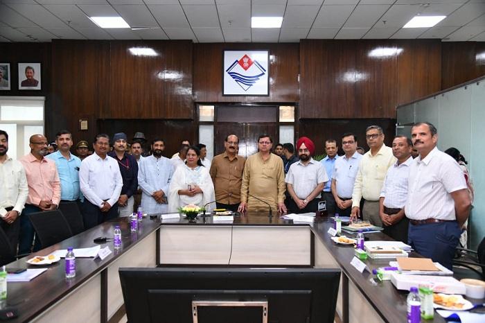 लंबे समय से बोर्ड की बैठक न होने पर सीएम धामी ने जताई नाराजगी