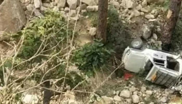 टिहरी गढ़वाल में हादसा, खाई में गिरा पिकअप वैन, 5 की मौत