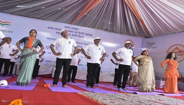 संजीव बालियान ने अंतर्राष्ट्रीय योग दिवस के पूर्वाभ्यास कार्यक्रम में किया प्रतिभाग