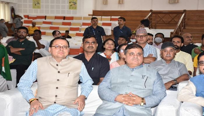 मुख्यमंत्री धामी ने सुनी ‘मन की बात’, तिरंगा फहराने की अपील की