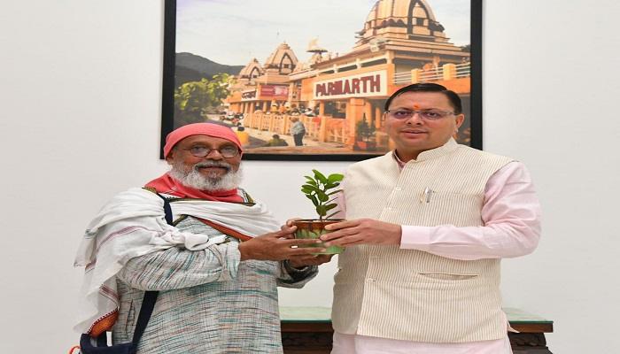 मुख्यमंत्री धामी से पद्मभूषण डॉ. अनिल प्रकाश जोशी ने की मुलाकात