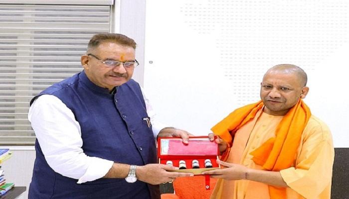 कृषि मंत्री गणेश जोशी ने सीएम योगी से की शिष्टाचार भेंट