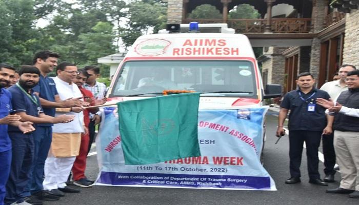 सीएम धामी ने एम्स के ट्रामा रथ को झंडी दिखाकर किया रवाना