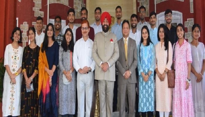 शिक्षा खेतों और गांव तक पहुंचे: राज्यपाल गुरमीत सिंह