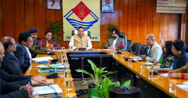 कोविड पर नियंत्रण के लिए बूस्टर डोज अभियान चलाया जाए: सीएम धामी