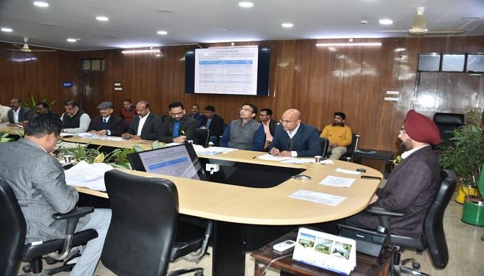 मुख्य सचिव ने आपदा प्रबंधन विभाग की बैठक की समीक्षा की