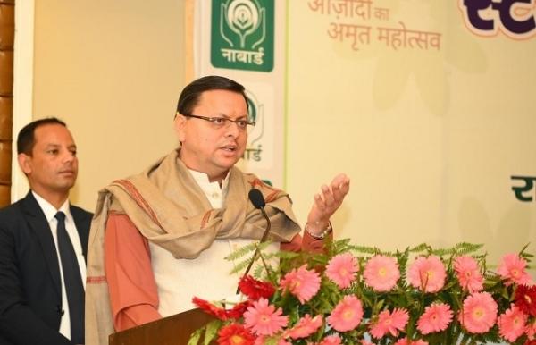 ऋण व्यवस्था में निगरानी और दूरदर्शिता का होना बहुत जरूरी: सीएम धामी