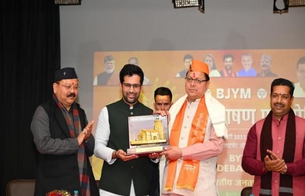 उत्तराखण्ड को अटल ने बनाया, अब संवार रहे हैं नरेन्द्र मोदी: सीएम धामी