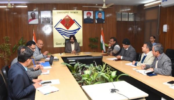 मुख्य सचिव ने असुरक्षित भवनों को ध्वस्त करने के दिए निर्देश