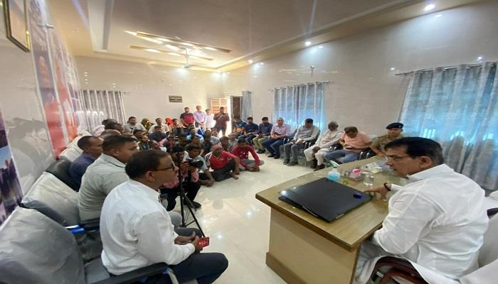 नगर की सफाई में मशीनों का भी सदुपयोग किया जाए: एके शर्मा