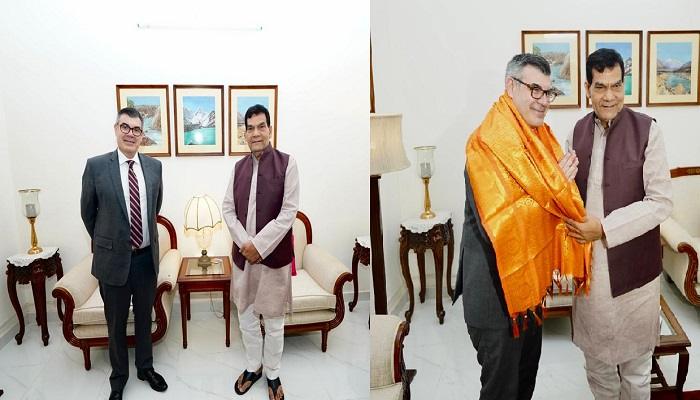 एके शर्मा से अमेरिकन एम्बेसी के अधिकारियों ने की भेंट, व्यापारिक गतिविधियां बढ़ाने पर हुई चर्चा