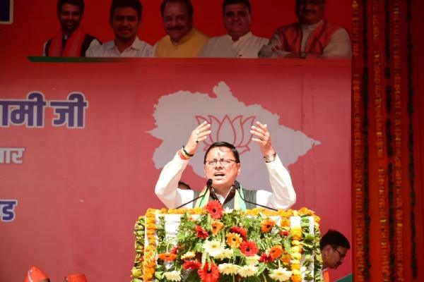 ऋषिकेश में सात दिवसीय अंतरराष्ट्रीय योग दिवस शुरू