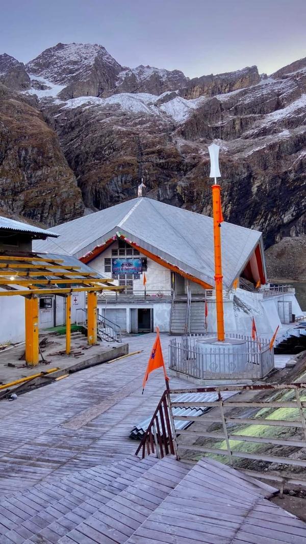 20 मई को खुलेंगे सिखों के पवित्रधाम हेमकुंड और लोकपाल के कपाट