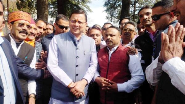 सीएम धामी ने नैनीताल को दी करोड़ों की विकास योजनाओं का तोहफा