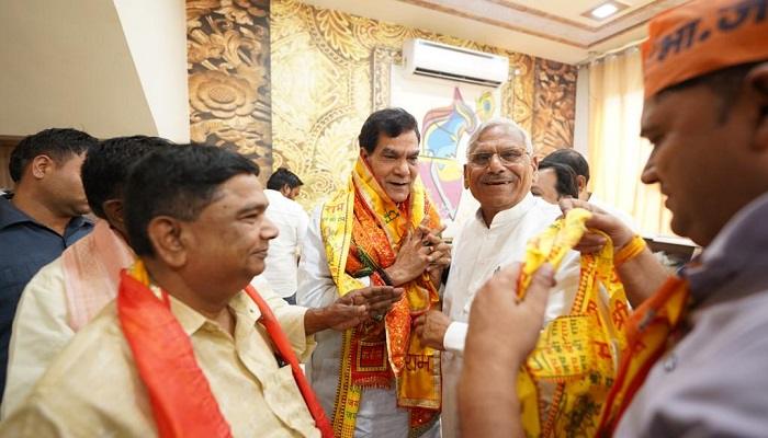 नगर विकास एवं ऊर्जा मंत्री ने मथुरा में निकाली बाइक रैली