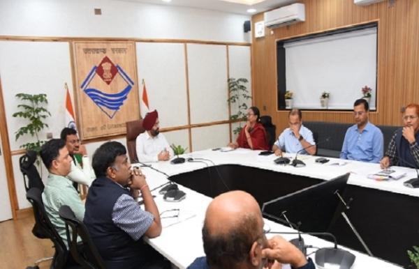 Dhami Cabinet: सिलिका सैंड, चारा नीति सहित कुल 13 विषयों पर हुए निर्णय
