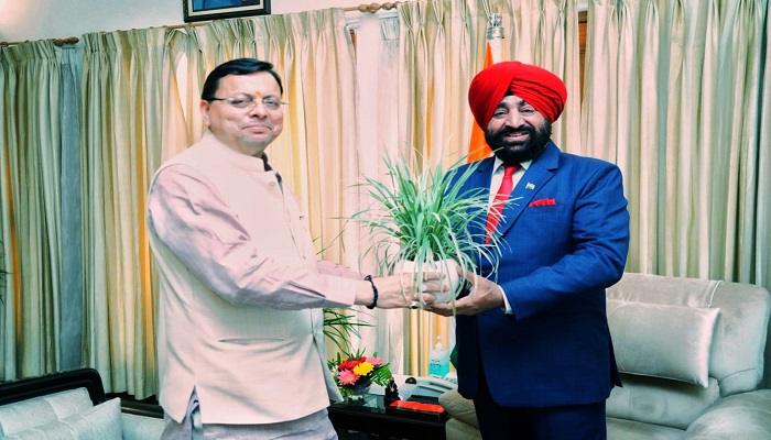 राज्यपाल और मुख्यमंत्री की अपील- पहले मतदान, फिर जलपान