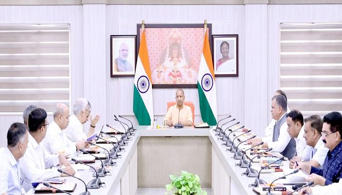 सीएम योगी ने दिए निर्देश- लू से बचाव के लिए पुख्ता इंतजाम करें