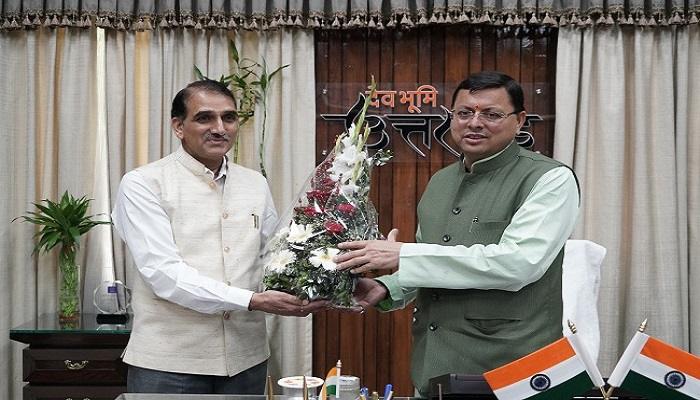 लोक सेवा आयोग के नव नियुक्त अध्यक्ष प्रो. राणा ने सीएम धामी से की भेंट