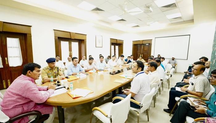 एके शर्मा ने किसानों को समुचित विद्युत आपूर्ति के दिए निर्देश