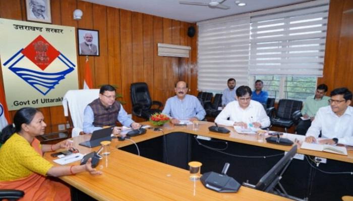 वन सम्पदाओं से लोगों की आजीविका में वृद्धि करने की दिशा में करें प्रयास: सीएम धामी