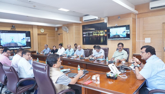 विद्युत आपूर्ति और बिल वसूली को दें सर्वोच्च प्राथमिकता: एके शर्मा