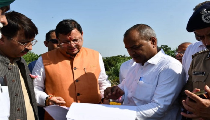 सीएम धामी ने किया बाढ़ ग्रस्त क्षेत्रों का निरीक्षण