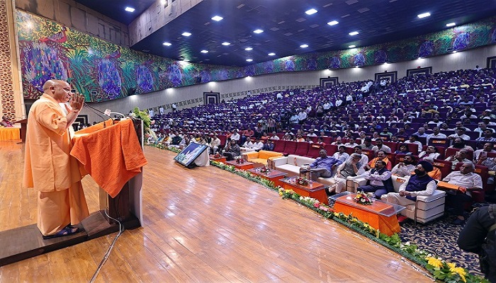 नाम के अनुरूप बहुमुखी था अटल जी का व्यक्तित्व: योगी