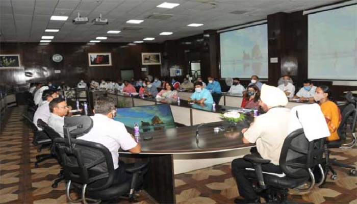 मुख्य सचिव ने नैनीताल-हल्द्वानी के यातायात समस्या को सुधारने के सम्बन्ध में की बैठक
