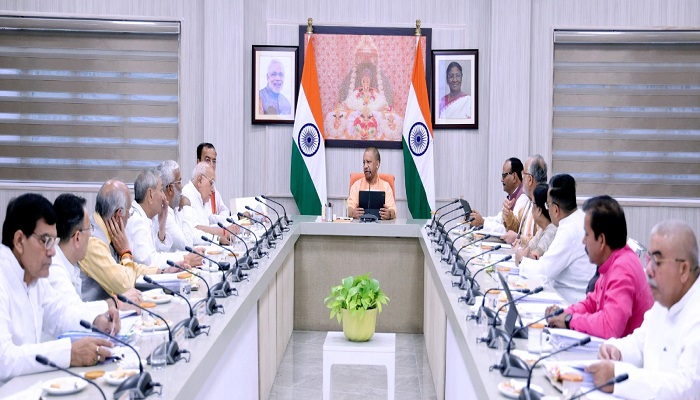 डिप्लोमाहोल्डर्स के साथ डिग्रीहोल्डर ग्रेजुएट्स को भी रोजगार से जोड़ेगी योगी सरकार