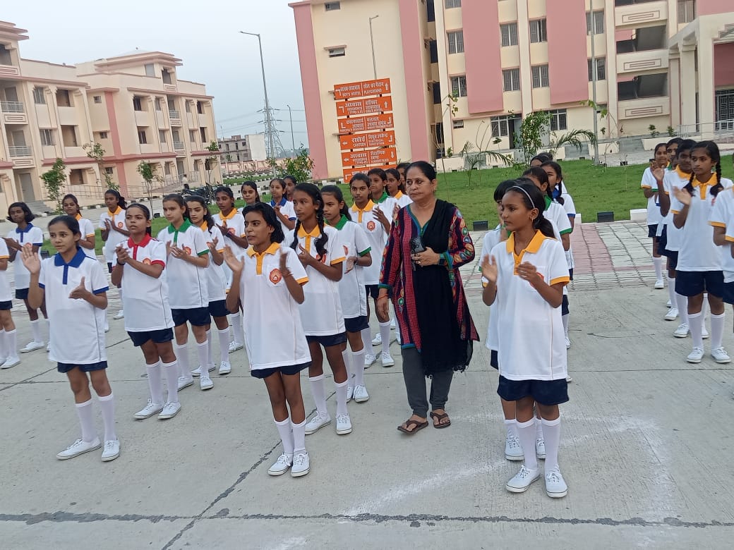 पीएम से संवाद करेंगे अटल आवासीय विद्यालय के बच्चे