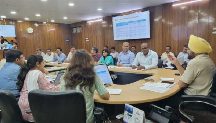 वाईब्रेंट विलेज का हर गांव विशिष्ट है: मुख्य सचिव