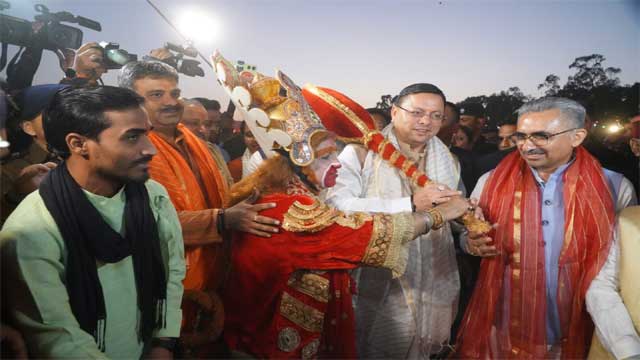हमारे सामाजिक मूल्यों का प्रतिबिंब है विजयदशमी का पर्व: सीएम धामी