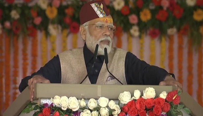 उत्तराखंड विकास की नई ऊंचाई पर पहुंचे, सरकार पूरे समर्पण भाव से काम कर रही है: पीएम मोदी
