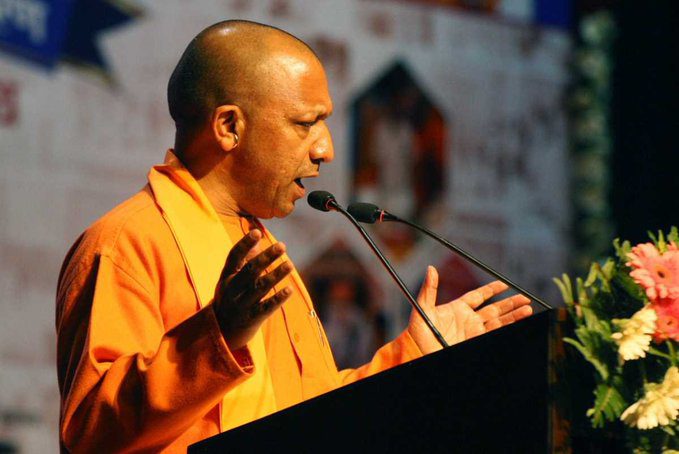 नवरात्रि में दुर्गा पंडालों से नारी शक्ति को जागृत करेगी योगी सरकार