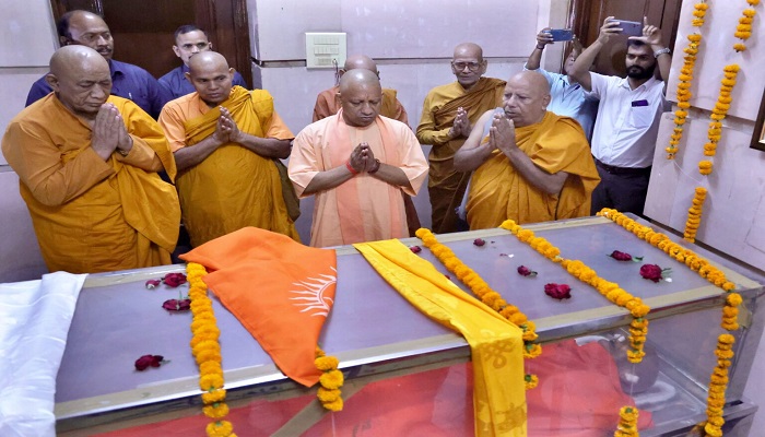 सीएम योगी ने अन्तर्राष्ट्रीय बौद्ध शोध संस्थान के अध्यक्ष भदन्त शान्ति मित्र को दी श्रद्धाजंलि