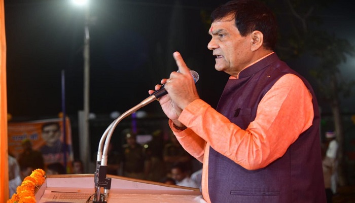 हाटा नगर पालिका क्षेत्र को नगर विकास मंत्री ने 25 करोड़ की विकास परियोजनाओं की दी सौगात