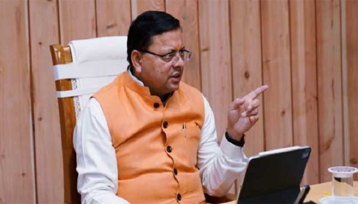 सीएम धामी ने रेस्क्यू में लगे अधिकारियों का हौसला बढ़ाया