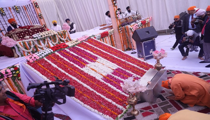 हिन्दुस्तान और देश-धर्म को बचाने के लिए गुरुओं ने दिया था सर्वोच्च बलिदान : योगी आदित्यनाथ