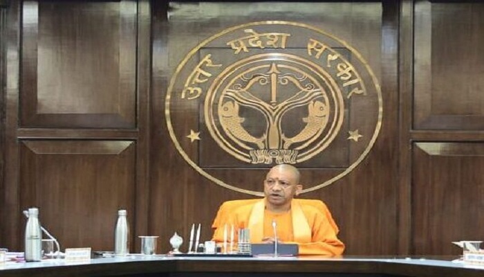 प्रयागराज कुंभ में श्रद्धालुओं के लिए बड़ा उपहार होगा गंगा एक्सप्रेस-वे, तेज कराएं काम: सीएम योगी