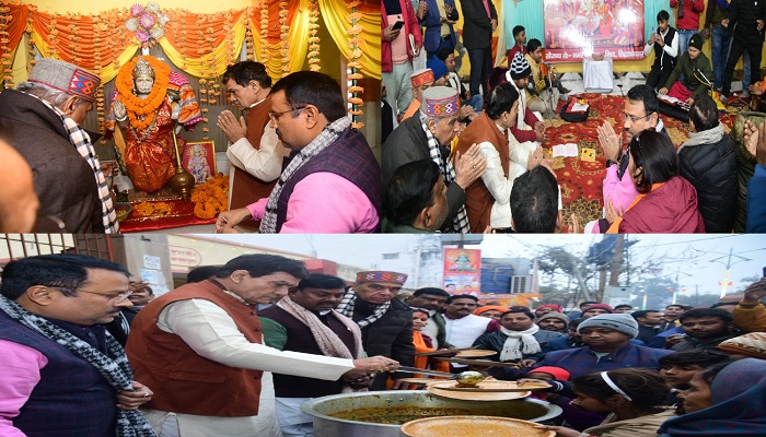 एके शर्मा ने हनुमानगढ़ी मंदिर में की पूजा-अर्चना, प्रांगण में की साफ-सफाई