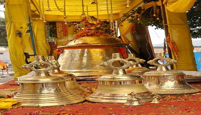 रामोत्सव 2024: मंदिर के निमित्त सौंपा गया 2400 किलो का घंटा
